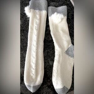 Cozy Knit Socks with Pom Poms - White and Gray